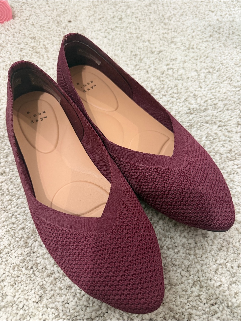 a new day Women's Burgundy Knit Pointed Flats